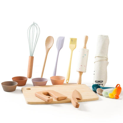 Set of Wooden Kitchen Utensils