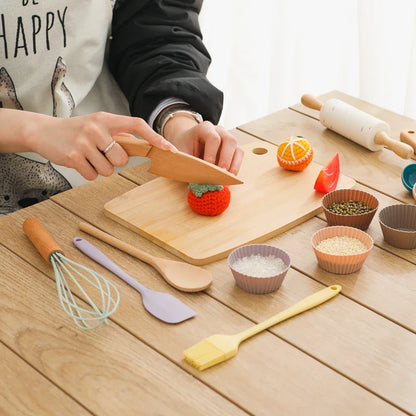 Set of Wooden Kitchen Utensils